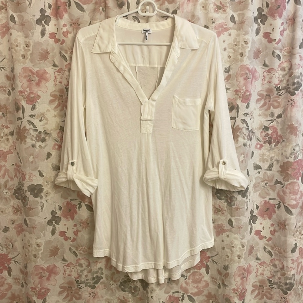 New! NEVER WORN! Splendid V Neck Tunic Shirt - 3/4 cuffed sleeve- Size L - White
